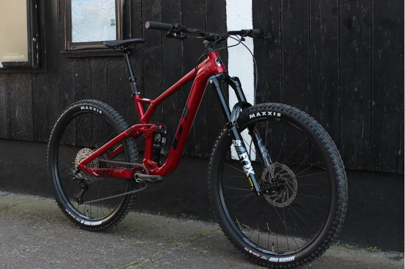 2022 GT Force Comp Alloy Full Suspension Mountain Bike in Red-6
