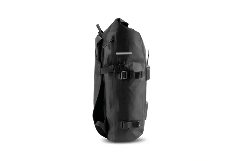 Acid Pannier Backpack Flip Pro 25 CILink in Black-3
