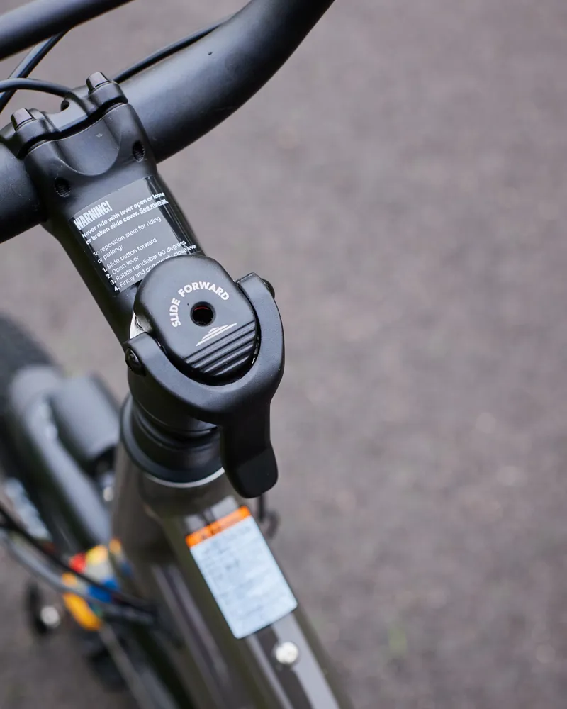 Cannondale Compact Neo Electric Bike in Smoke Black-8