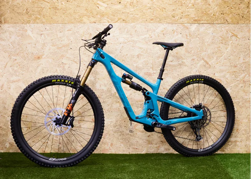 2024 Yeti SB160 T-Series T1 29 Full Suspension Carbon Mountain Bike in Turquoise-11