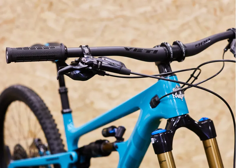 2024 Yeti SB160 T-Series T1 29 Full Suspension Carbon Mountain Bike in Turquoise-3