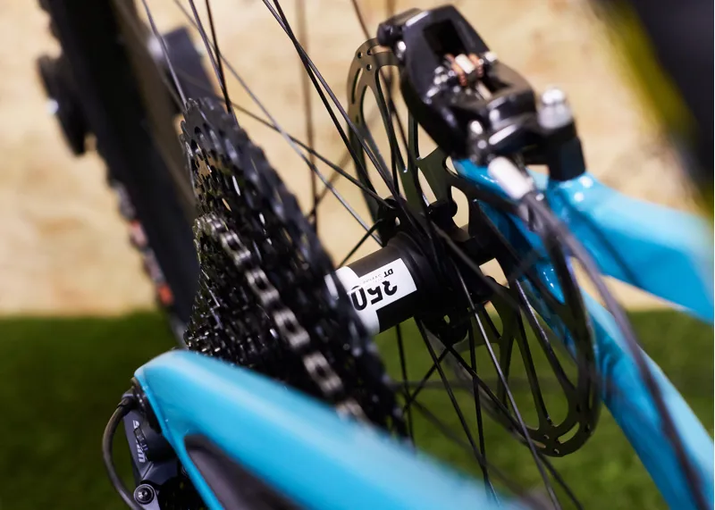 2024 Yeti SB160 T-Series T1 29 Full Suspension Carbon Mountain Bike in Turquoise-2