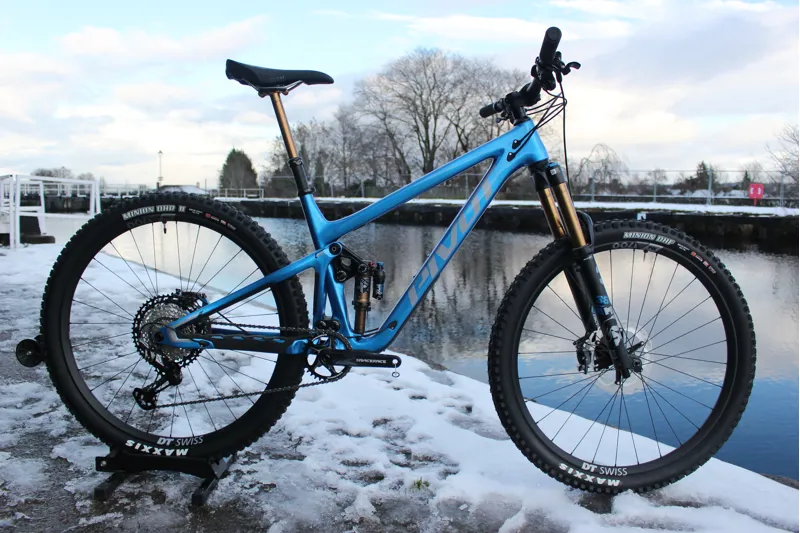 2022/2023 Pivot Switchblade 29 Carbon fibre Full Suspension Mountain Bike - Pro XT/Magura/ Air - Bass Boat Blue - L