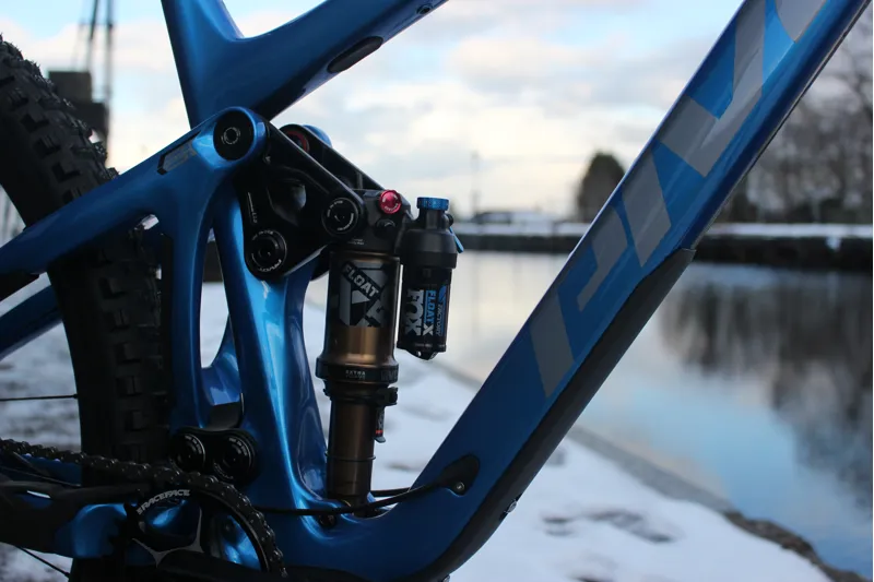 2022/2023 Pivot Switchblade 29 Carbon fibre Full Suspension Mountain Bike - Pro XT/Magura/ Air - Bass Boat Blue - L-2