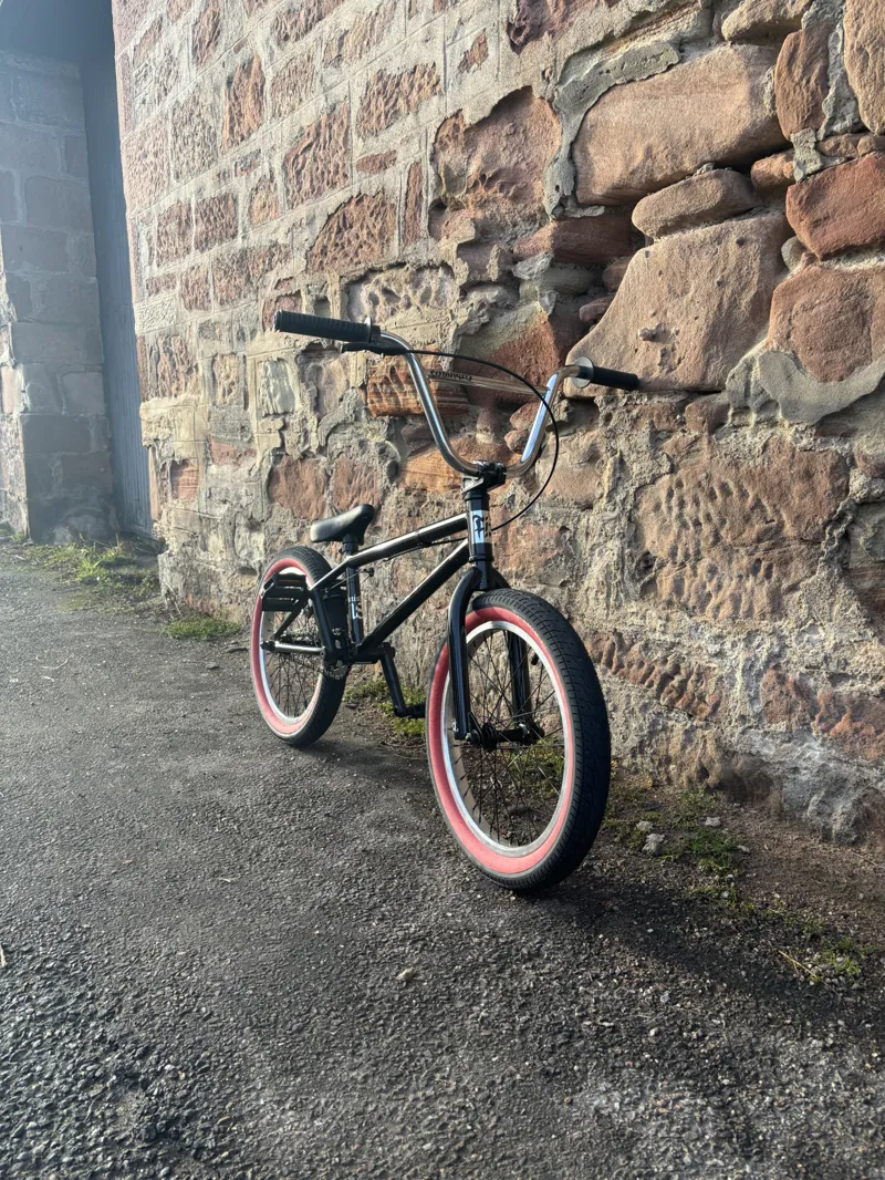 2022 FIT BIKE CO MISFIT 18 BMX BIKE TRANS BLACK-1